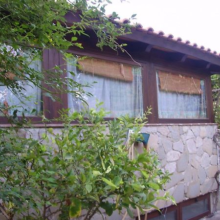 La Casa Di Mariu Panzió Furnari Kültér fotó